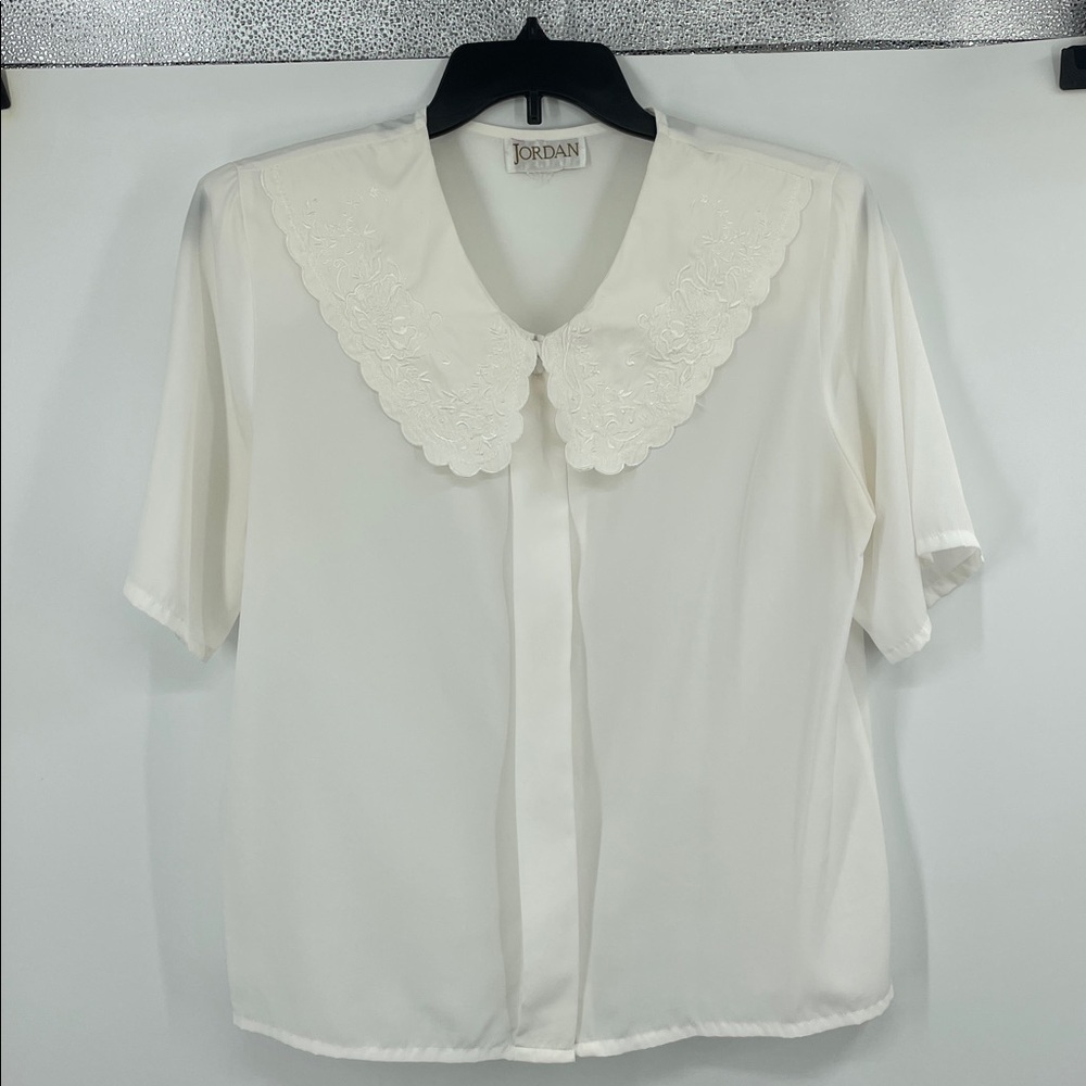 Vintage Jordan White Lace Peter Pan Collar Button Blouse Top Measurements